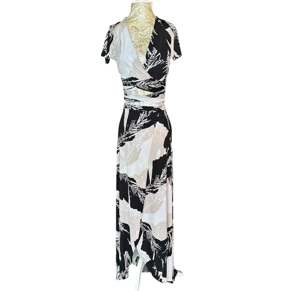 Stretch 2 Piece Tie Top Black Cream Maxi Skirt Bohemian Boho Beach Festival Med